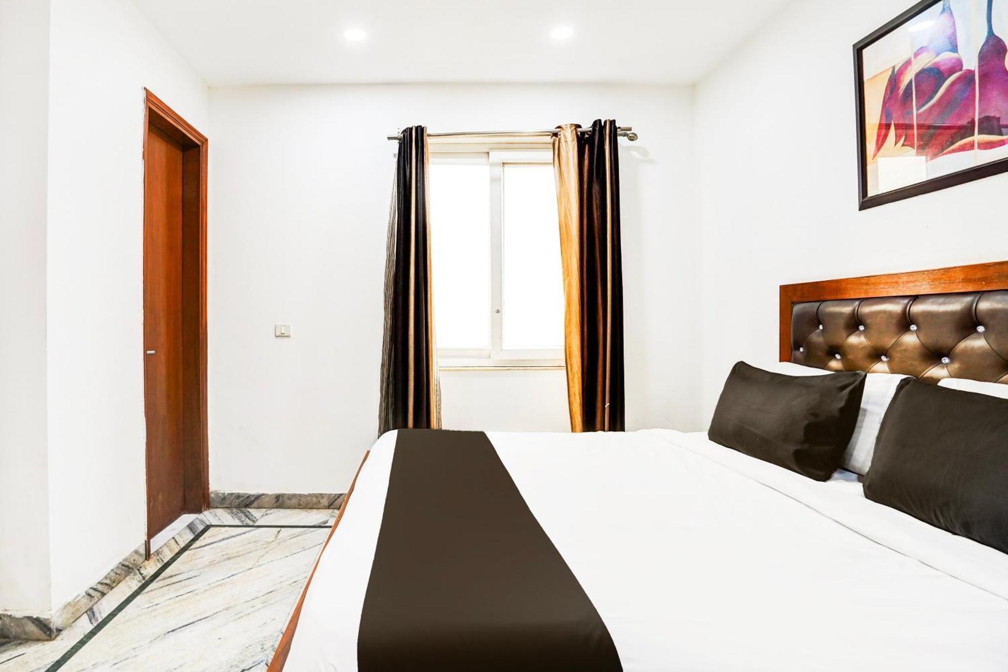 Super Collection O Sector 110 Noida Ξενοδοχείο Εξωτερικό φωτογραφία