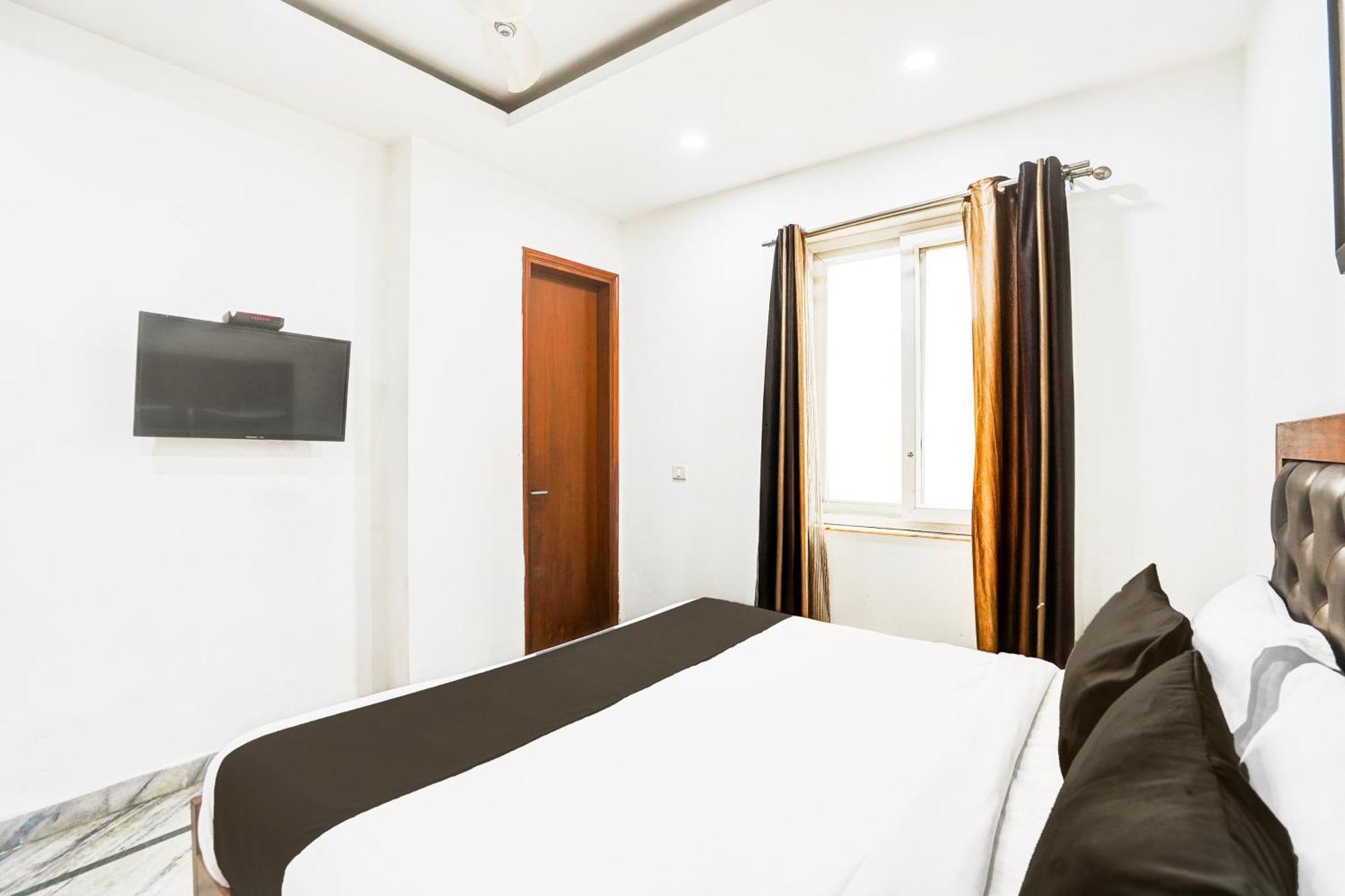 Super Collection O Sector 110 Noida Ξενοδοχείο Εξωτερικό φωτογραφία